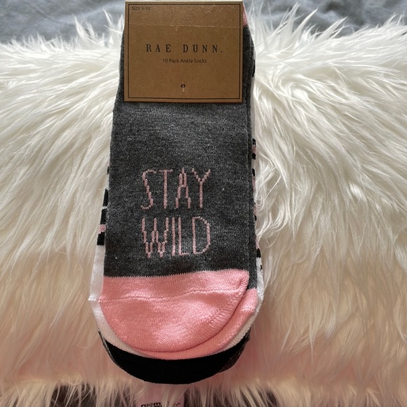 Rae Dunn Socks 10 pack